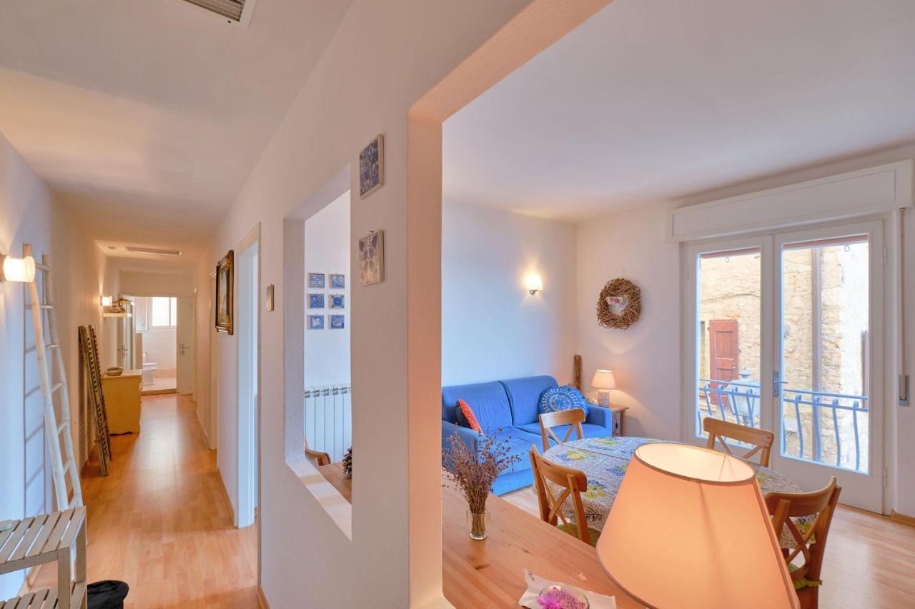 Apartmentsgarda - Residenza Dei Navigatori 토리델베나코 외부 사진