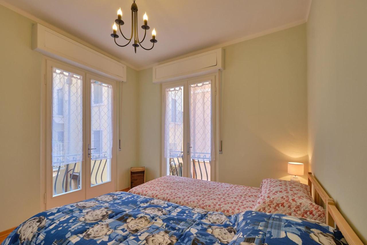 Apartmentsgarda - Residenza Dei Navigatori 토리델베나코 외부 사진