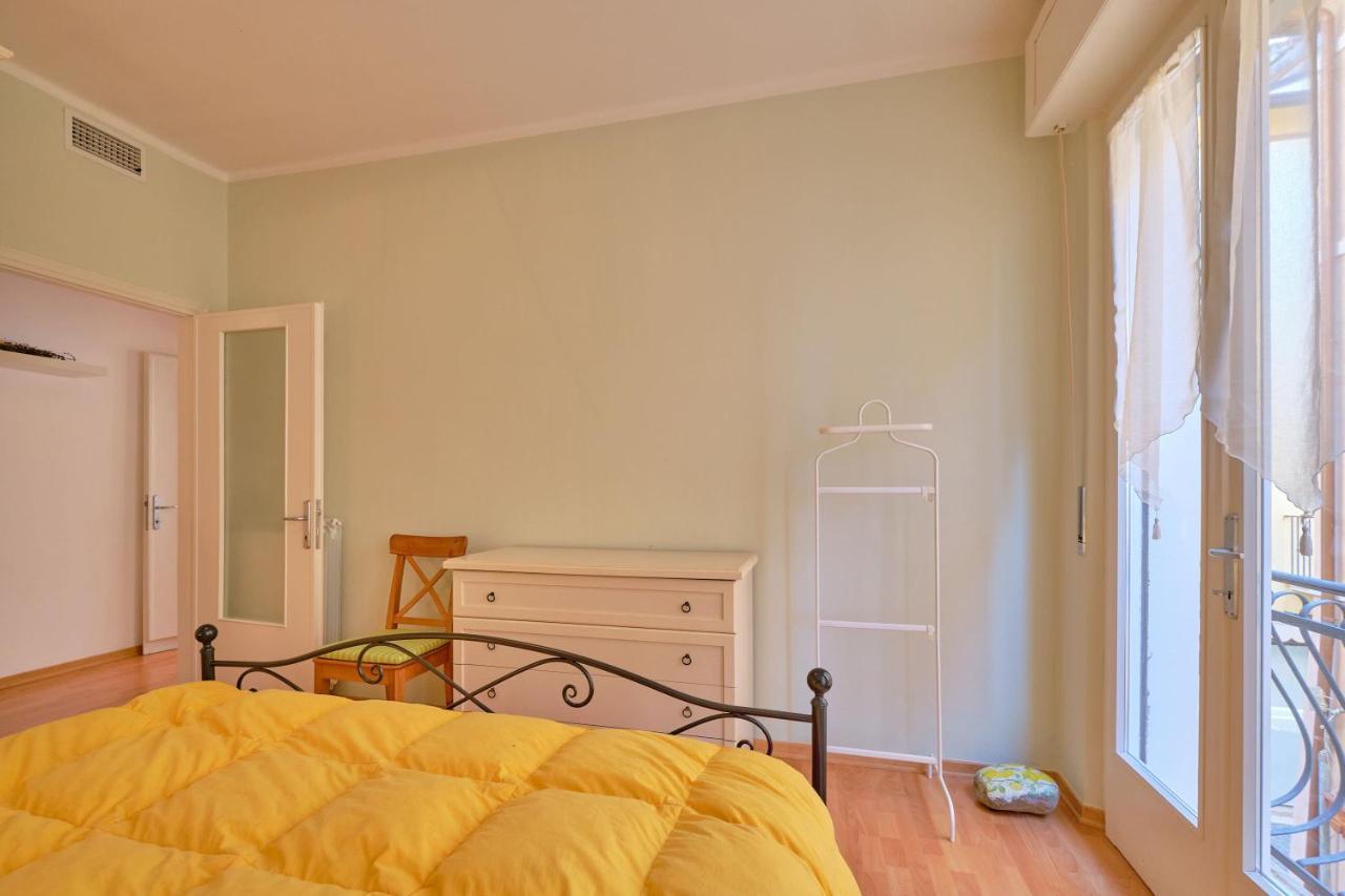Apartmentsgarda - Residenza Dei Navigatori 토리델베나코 외부 사진