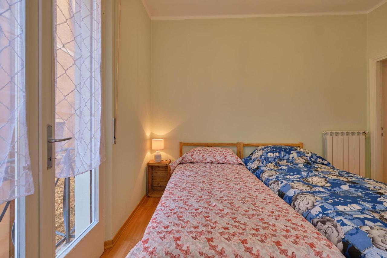 Apartmentsgarda - Residenza Dei Navigatori 토리델베나코 외부 사진